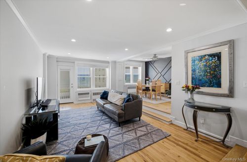 3bb-522 Shore Rd Road, Long Beach, NY, 11561 | Card Image