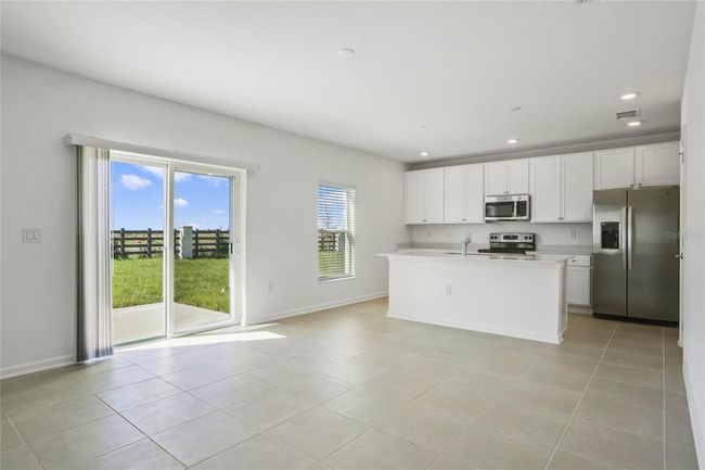 640 Trotters Dr, House other with 4 bedrooms, 3 bathrooms and null parking in EAGLE LAKE FL | Image 11