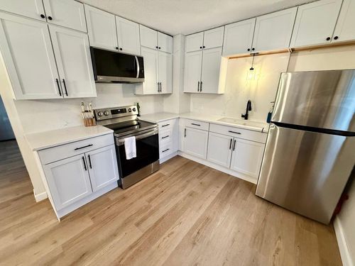 1224 Winnetka Ave N, Golden Valley, MN, 55427-4547 | Card Image