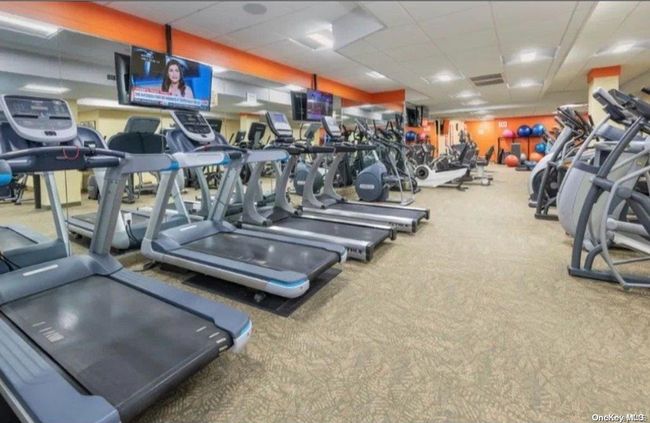 APT-3E - 209-21 26 Th Ave, Condo with 1 bedrooms, 1 bathrooms and 1 parking in Bayside NY | Image 10