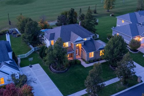 21454 English Dr, Frankfort, IL, 60423-2282 | Card Image