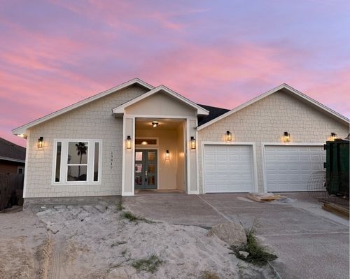 13817 Hawksnest Bay Dr, Corpus Christi, TX, 78418-6335 | Card Image