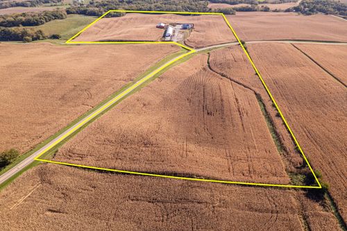 20590 Hillside Road, Morrison, IL, 61270 | Card Image
