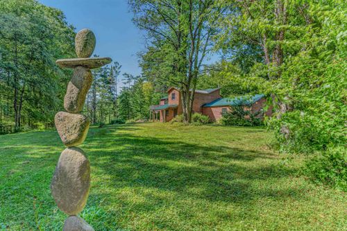 23 Garneau Rd, Bethlehem, NH, 03574-4503 | Card Image