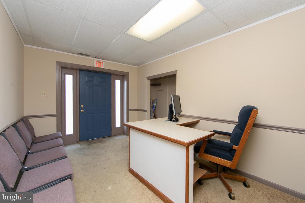 Commercial Lease in MARLTON 5