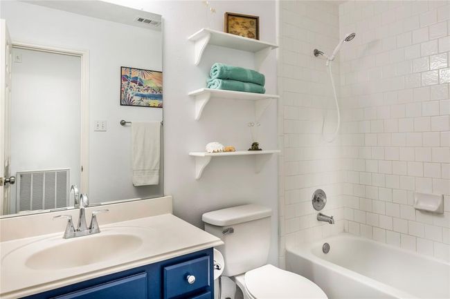Second bathroom | Image 28