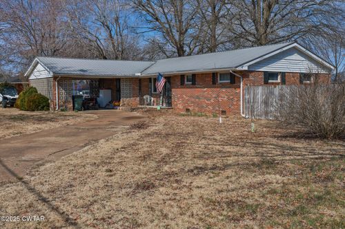 3627 North St, Hollow Rock, TN, 38342-5218 | Card Image