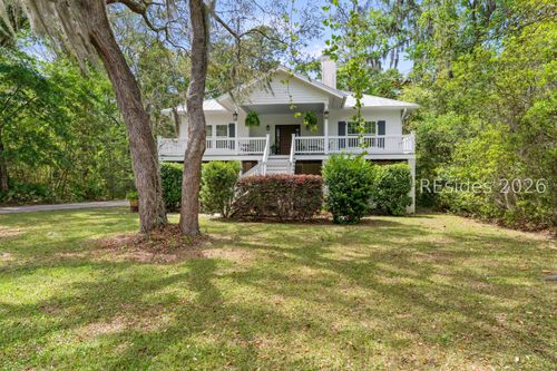 112 Confederate Ave, Bluffton, SC, 29910-7228 | Card Image