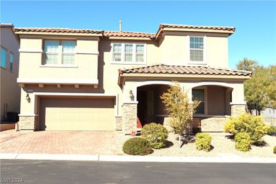 6370 Ava Ridge Avenue, House other with 5 bedrooms, 2 bathrooms and null parking in Las Vegas NV | Image 2