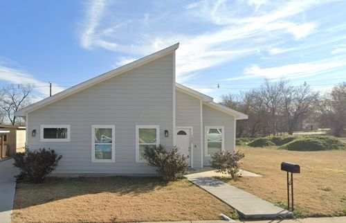 1429 Missouri Ave, Fort Worth, TX, 76104-7508 | Card Image