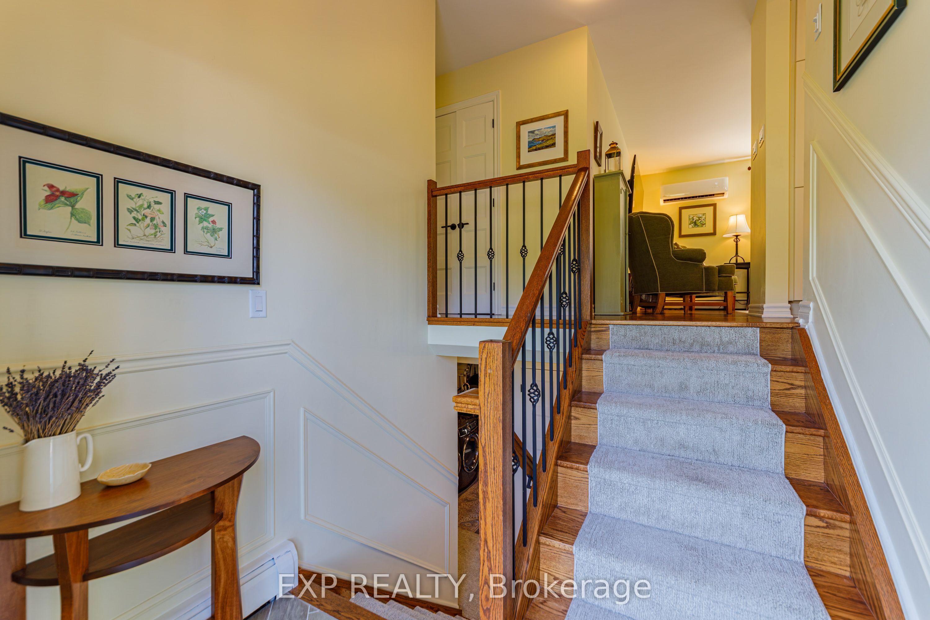 Residential in Manotick - Kars - Rideau Twp and Area 3