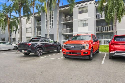 207-8590 Sw 212th St, Cutler Bay, FL, 33189-3372 | Card Image