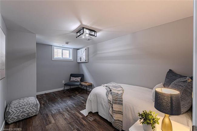 112 Wood St, House other with 5 bedrooms, 2 bathrooms and 4 parking in Brantford ON | Image 34