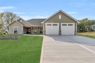 67 Nw 247th Road, House other with 3 bedrooms, 2 bathrooms and null parking in Clinton MO | Image 1