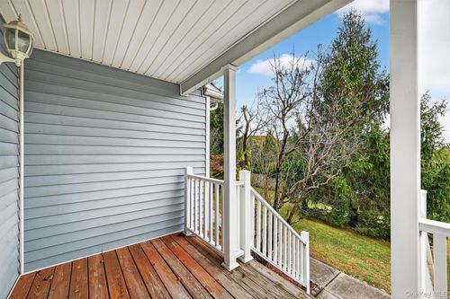 3 Derose Ln, Chester, NY, 10918-3131 | Card Image