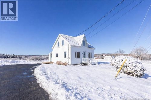 385 Rte 935, Wood Point, NB, E4L2J9 | Card Image