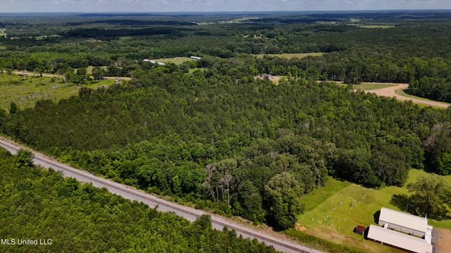 DJI_20250605160535_0677_D.00_00_00_00.St | Image 41
