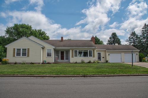 601 W Front St, CASSVILLE, WI, 53806-9726 | Card Image