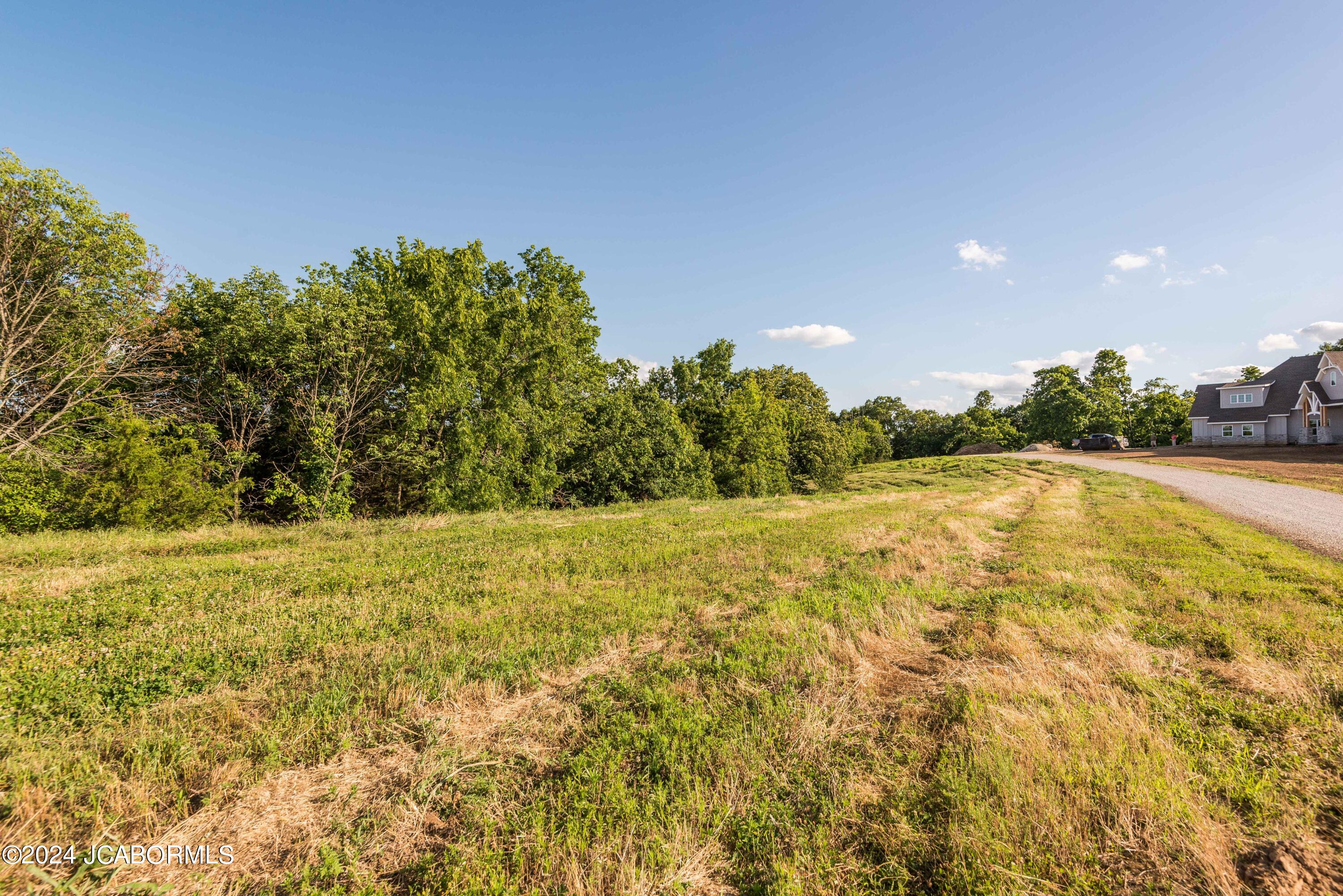 Land in Holts Summit 4