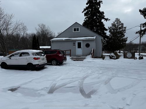 1464 Centre Rd, Hamilton, ON, L8N2Z7 | Card Image