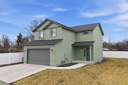 1220 N Walnut Ln, Spokane Valley, WA, 99206-4029 | Card Image