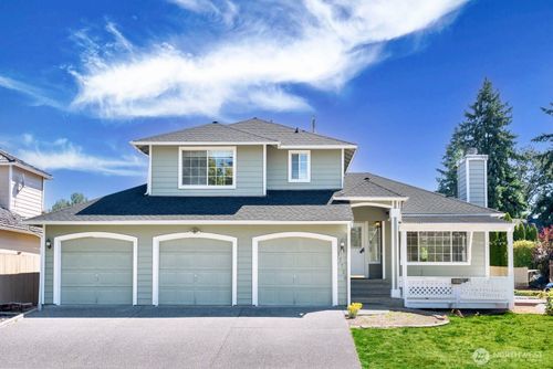 17720 114th Pl Se, Renton, WA, 98055-6581 | Card Image