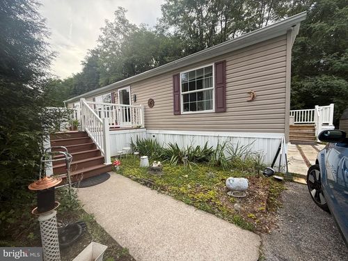 56 Cherokee Dr, WINDSOR, PA, 17366-9685 | Card Image