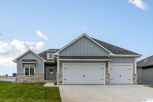 1148 S 8th St, Ashland, NE, 68003-1902 | Card Image