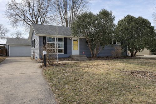 408 17th St E, Hastings, MN, 55033-3105 | Card Image