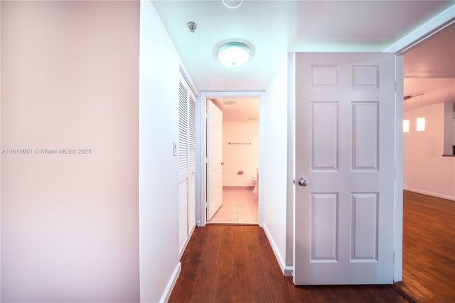 APT-204 - 619 E Sheridan St, Condo with 2 bedrooms, 2 bathrooms and null parking in Dania Beach FL | Image 31