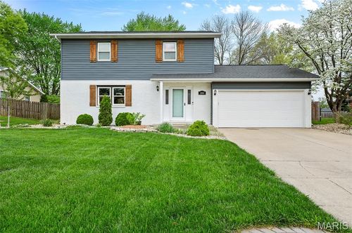 1004 Andra Dr, Maryville, IL, 62062-5753 | Card Image