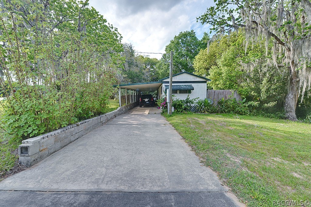 Skyline Ln, Floral City, FL 34436