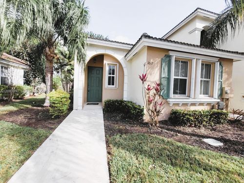 1017 Ne 42nd Pl, Homestead, FL, 33033-5150 | Card Image