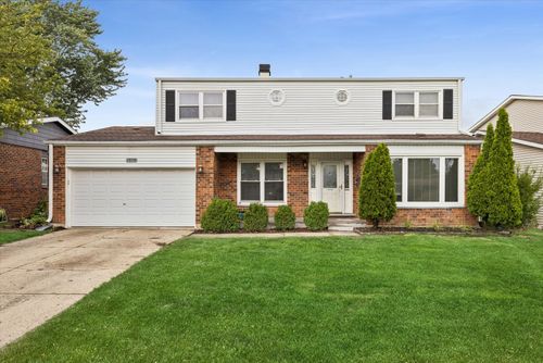 1808 W Pheasant Trl, Mount Prospect, IL, 60056-4557 | Card Image