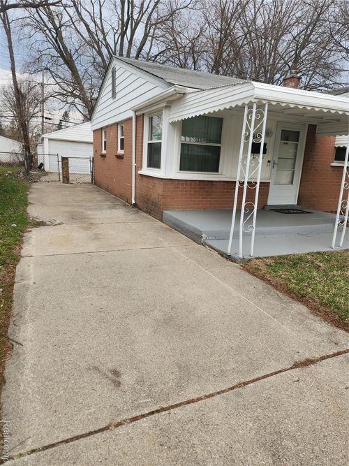 26176 Andover St, Inkster, MI, 48141-3241 | Card Image