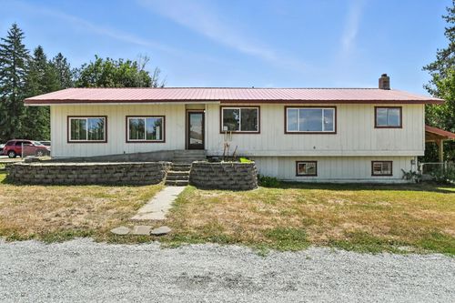 427 W 7th St, Newport, WA, 99156-9692 | Card Image