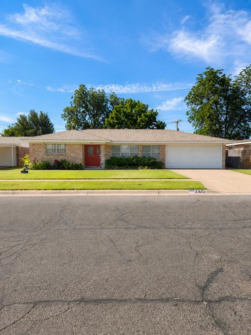3305 W Dengar Ave, Midland, TX, 79707-5804 | Card Image