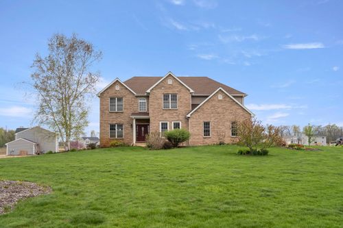 5994 Vrana Dr, Berrien Springs, MI, 49103-9251 | Card Image