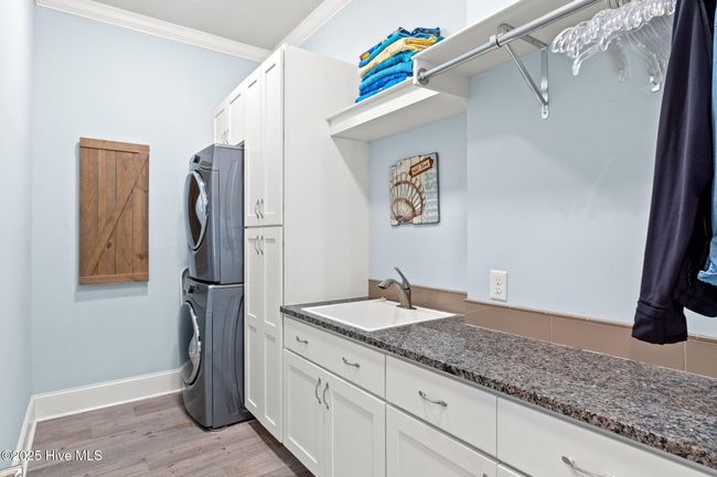 912 Oyster Pointe Dr, House other with 3 bedrooms, 4 bathrooms and 2 parking in Sunset Beach NC | Image 37
