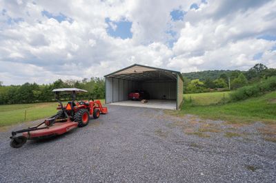 124 Ralexi Ln, House other with 3 bedrooms, 2 bathrooms and 3 parking in Woodbury TN | Image 3