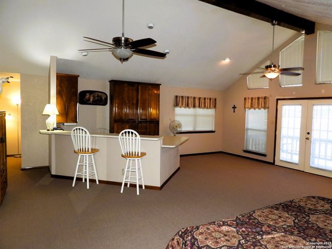3078 Goat Hill Rd, House other with 4 bedrooms, 4 bathrooms and null parking in Lakehills TX | Image 36