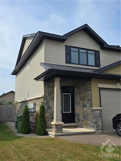 12 Mcnamara St, Townhouse with 3 bedrooms, 3 bathrooms and 3 parking in Petawawa ON | Image 1