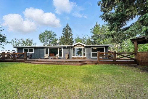 26439 Township Road 382, Rural Red Deer County, AB, T4E1G7 | Card Image