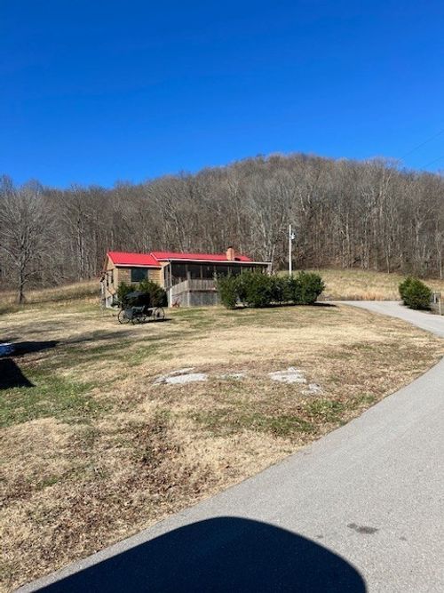 625 White Hollow Ln, LaFayette, TN, 37083-3455 | Card Image