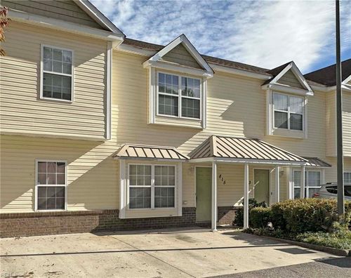 815 Skelton Way, Newport News, VA, 23608-2260 | Card Image