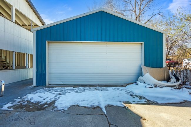 8 Division St N, House other with 8 bedrooms, 3 bathrooms and null parking in Reed Point MT | Image 4