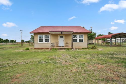 618 W 1st Street, Crosbyton, TX, 79322 | Card Image