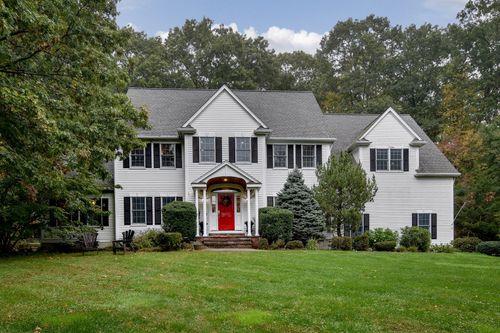 35 Johnson Dr, Holliston, MA, 01746-2244 | Card Image