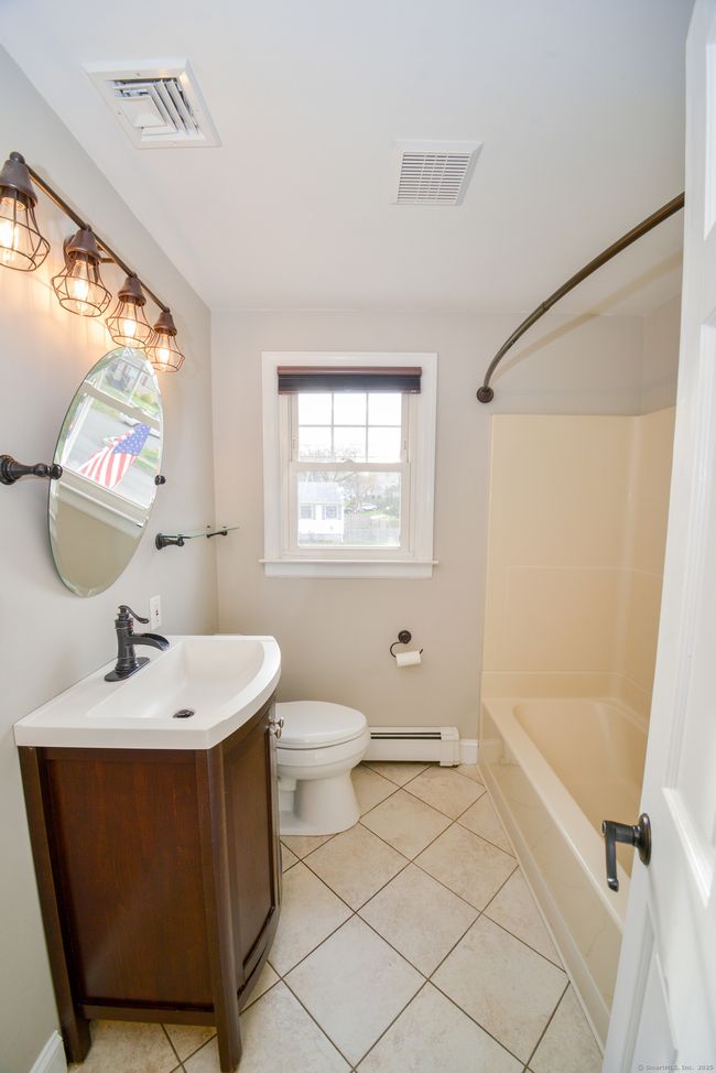32 Gresham St, House other with 3 bedrooms, 2 bathrooms and null parking in Milford CT | Image 19