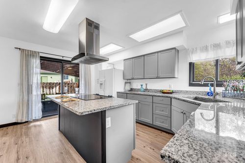 103 Rainbow Cir, Buhl, ID, 83316-1241 | Card Image